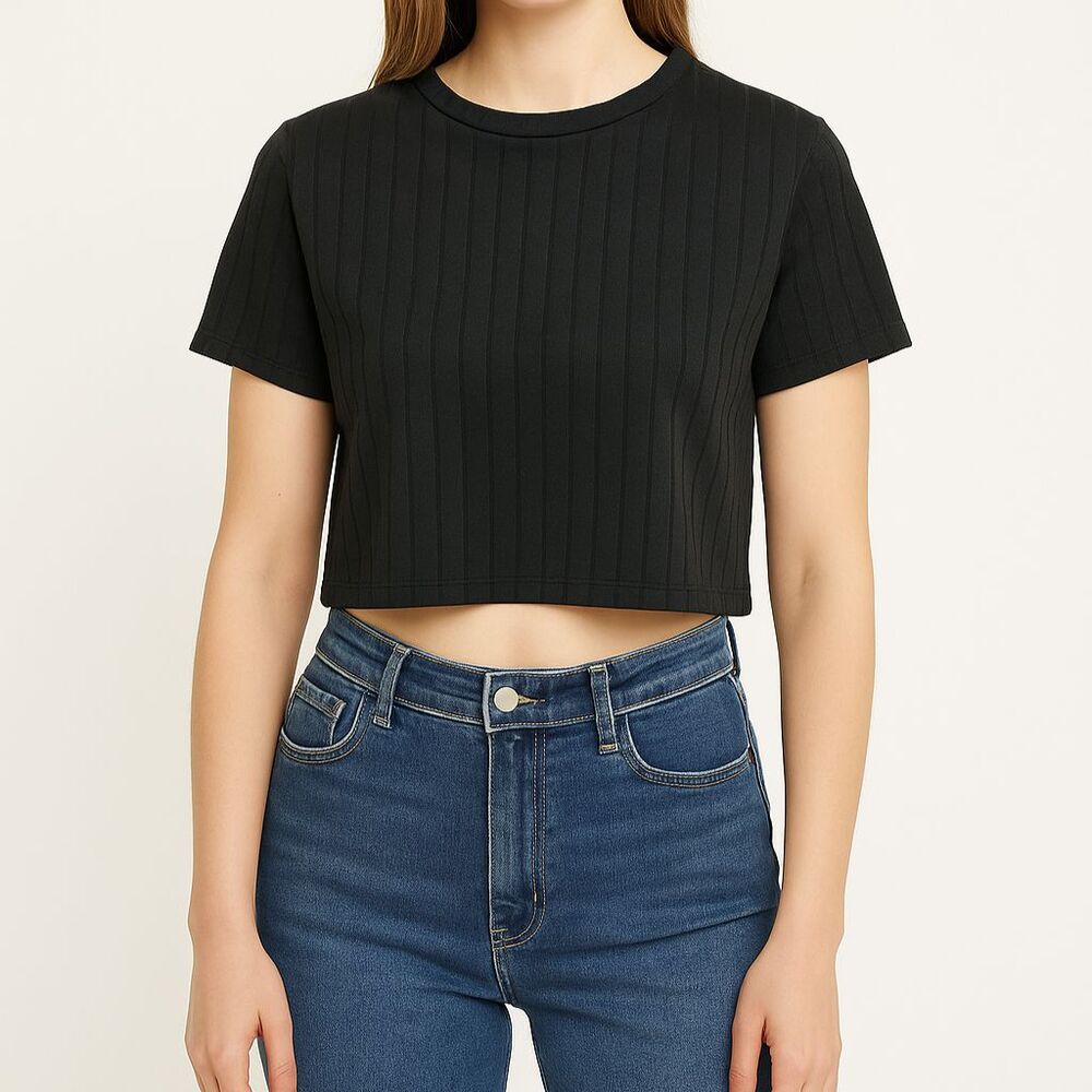 Forever 21 Black Short Sleeve‎ Ribbed Crop Top Women’s Size M Casual Stretch